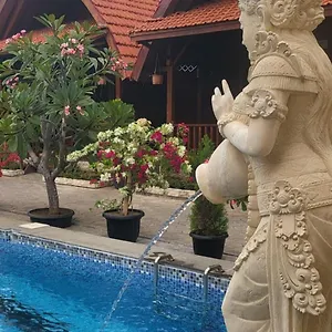 uliwood-villa-jimbaran.ubudhotelsnow.com/